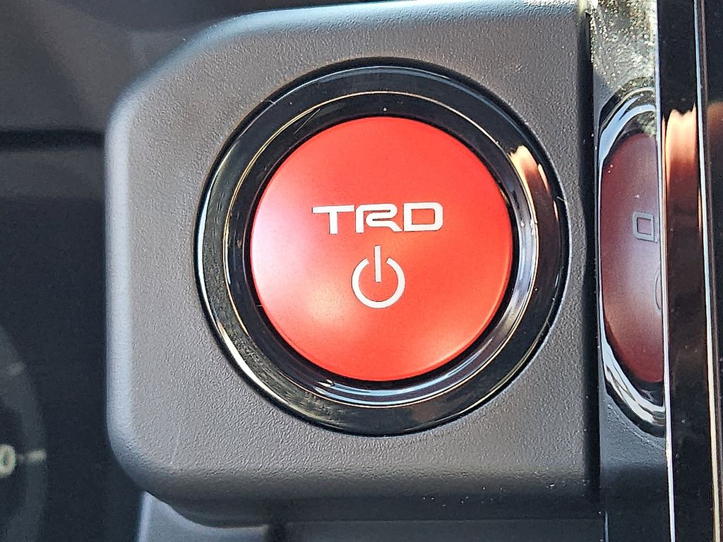 Thumbnail: 2025 Toyota Tacoma - 19