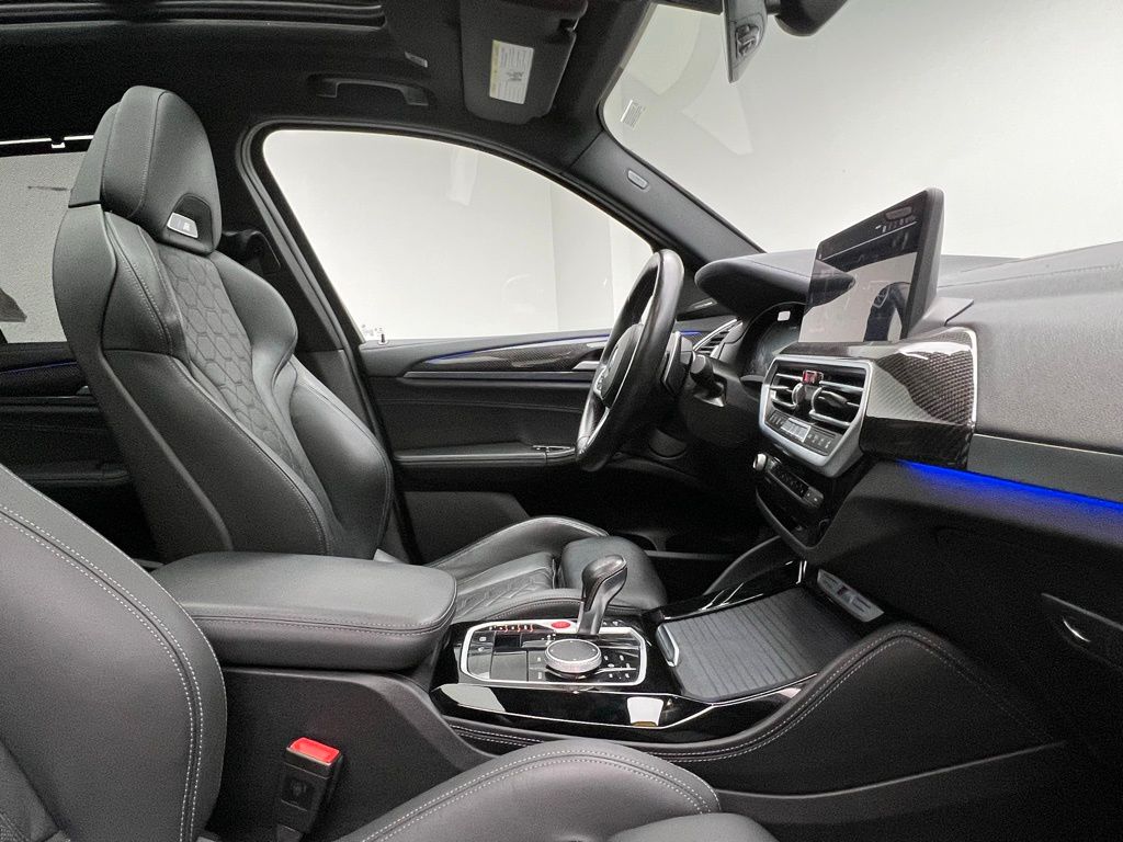 Thumbnail: 2022 BMW X3 - 6