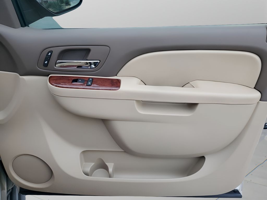 Used Car 2013 Chevrolet Tahoe  Lt For Sale Under $15,000 In Austin, Texas