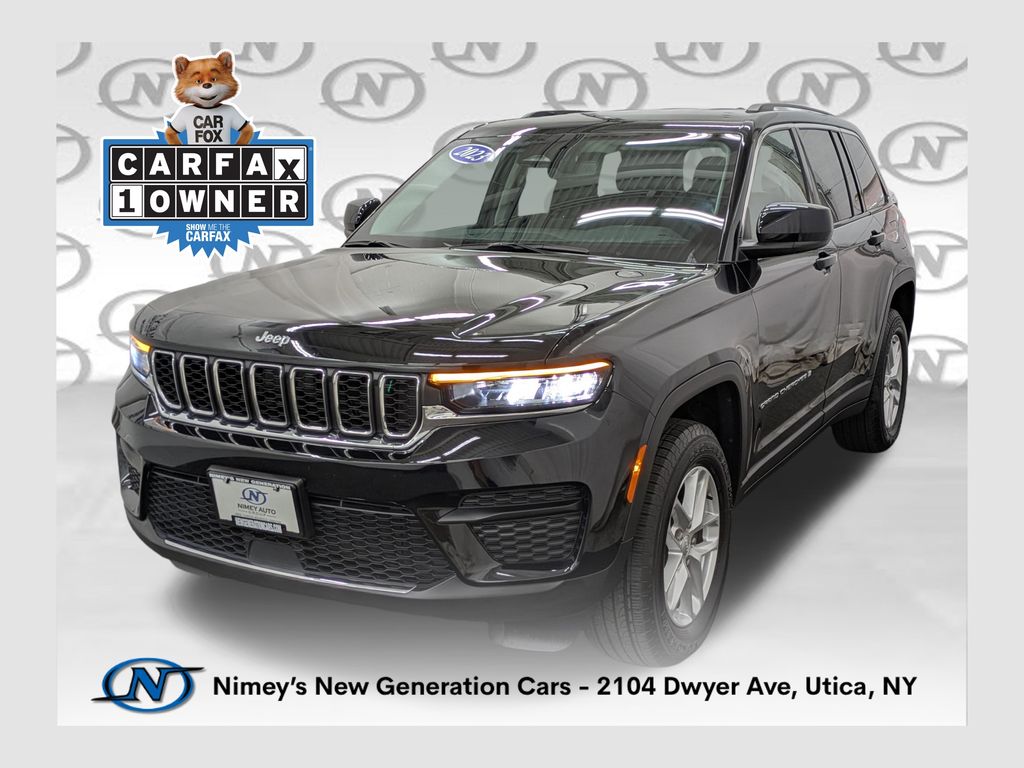 Diamond Black Crystal Pearlcoat 2023 Jeep Grand Cherokee SUV / Crossover Four-Wheel Drive 8-Speed Automatic