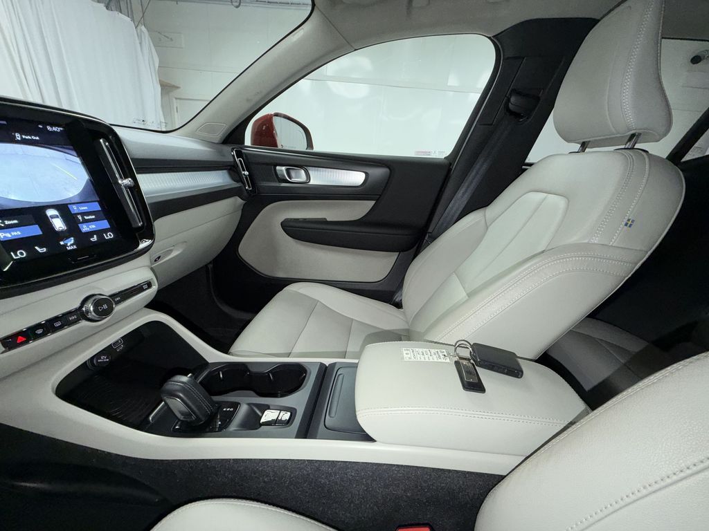 Used 2019 Volvo XC40 SUV