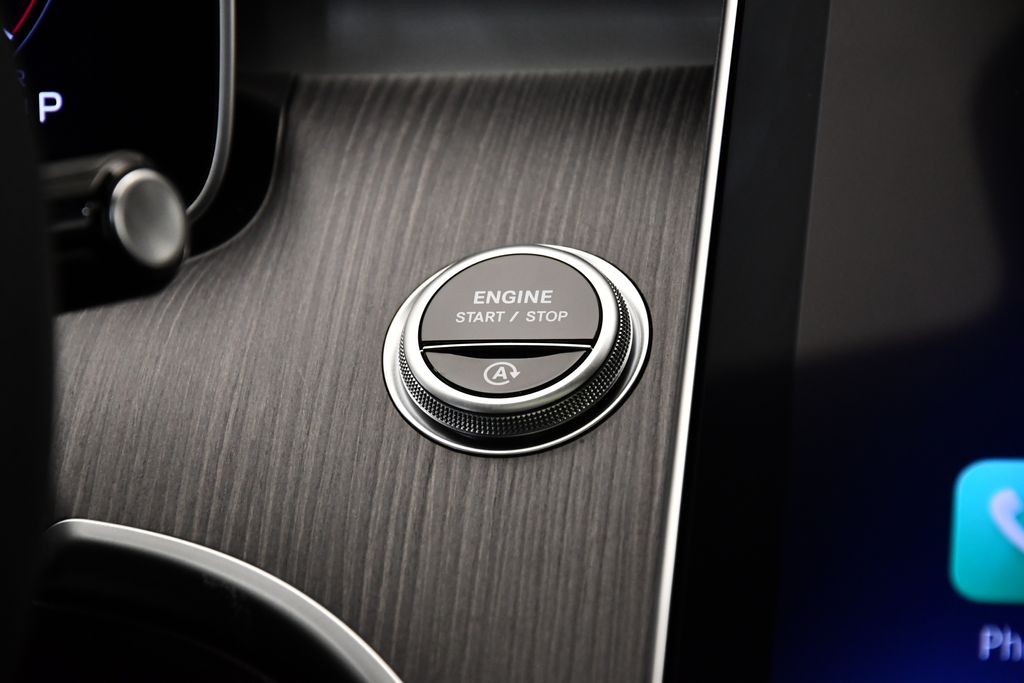 Thumbnail: 2025 Mercedes-Benz C-Class - 26