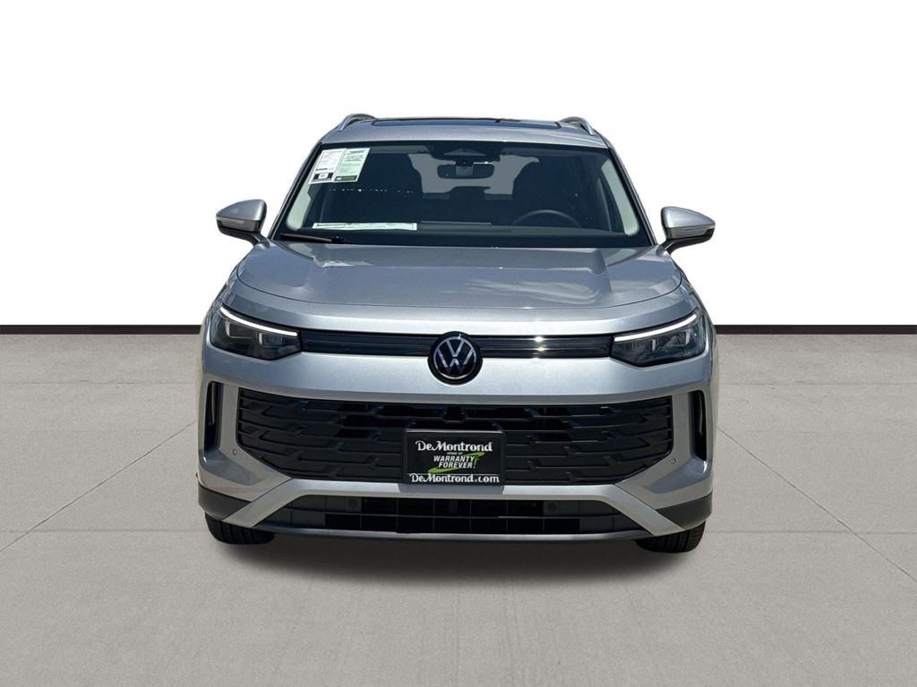 2026 Volkswagen Tiguan 2.0T SE Silver at DeMontrond Auto Country
