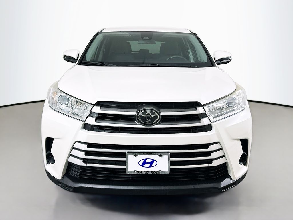 Thumbnail: 2019 Toyota Highlander - 2