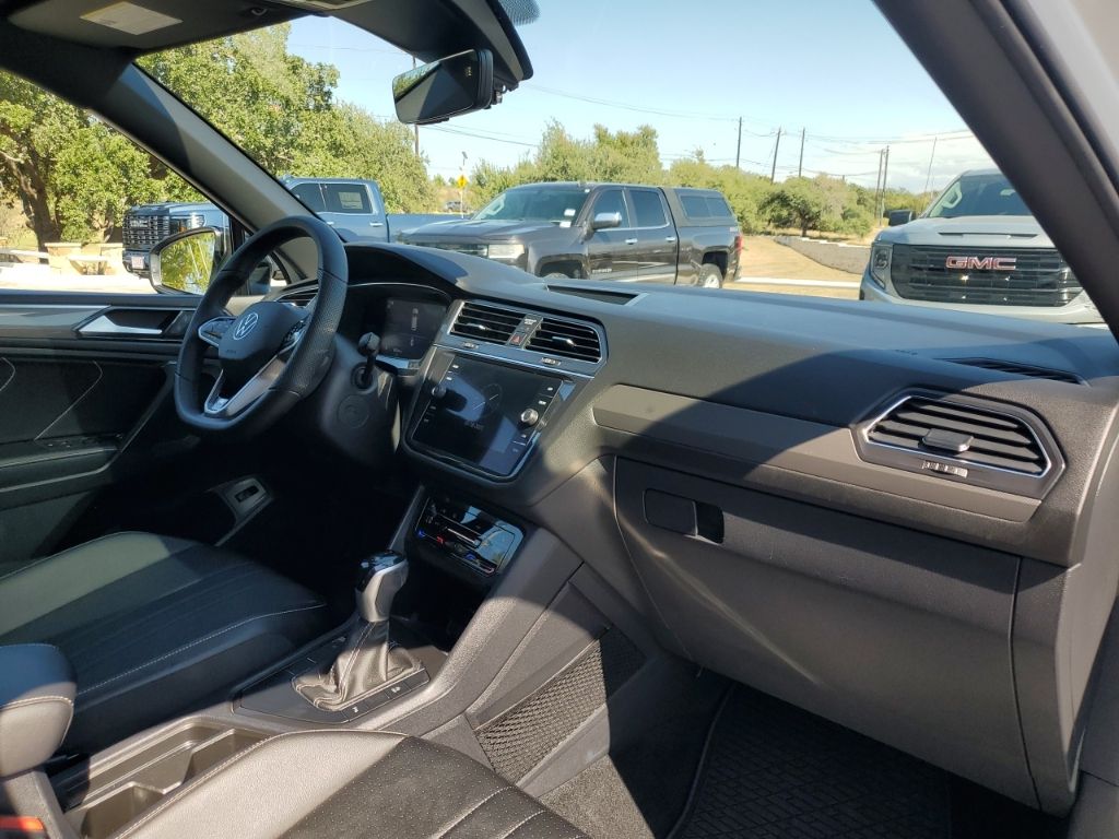 Used Car 2022 Volkswagen Tiguan  2.0t Se R-line Black For Sale Under $25,000 In Austin, Texas
