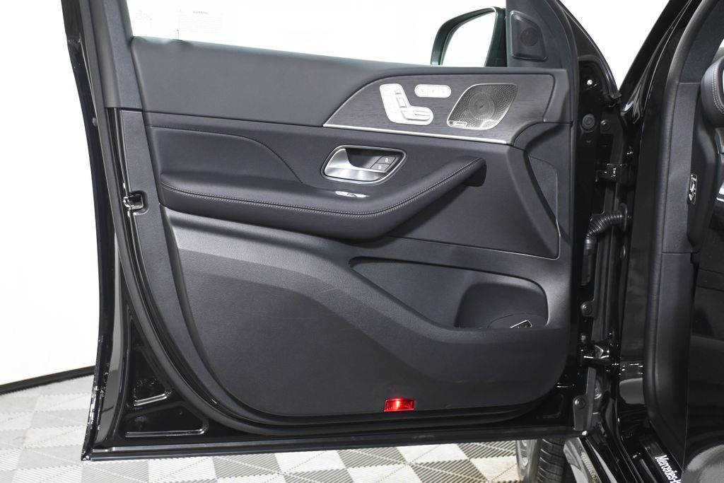 2025 Mercedes-Benz GLE 450 22