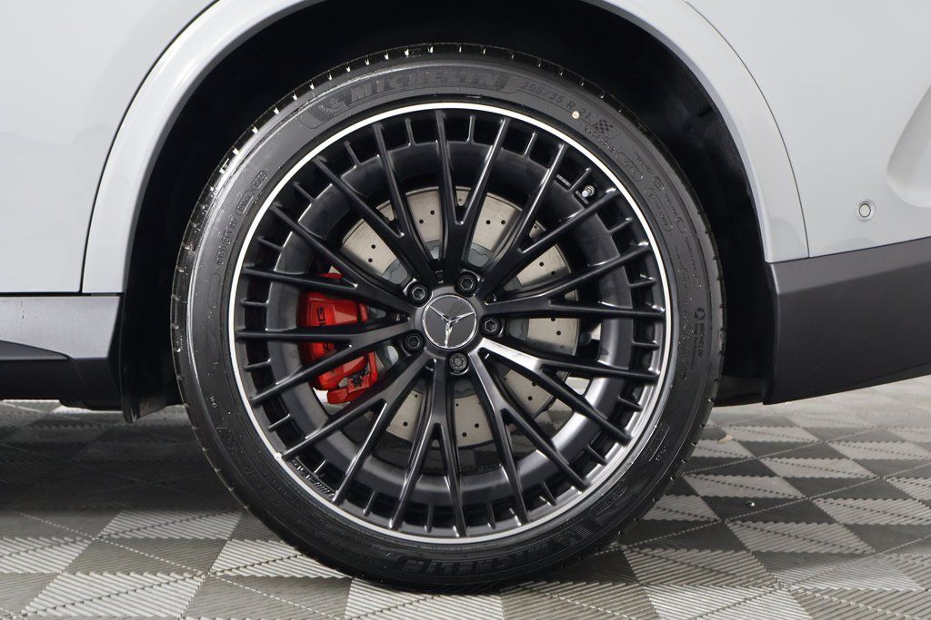 Thumbnail: 2026 Mercedes-Benz GLC - 10