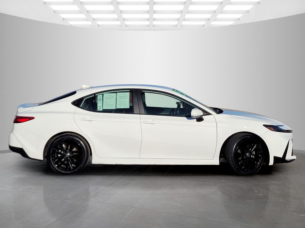 Used 2025  Toyota SE image 3