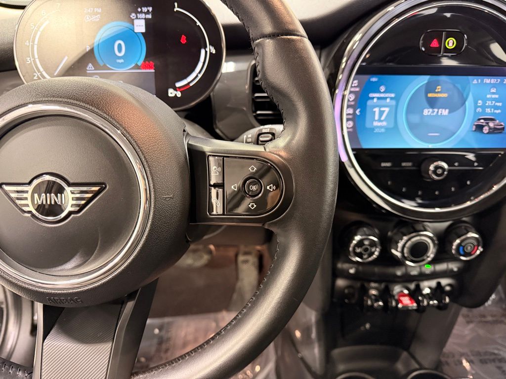 Thumbnail: 2022 MINI Cooper - 14