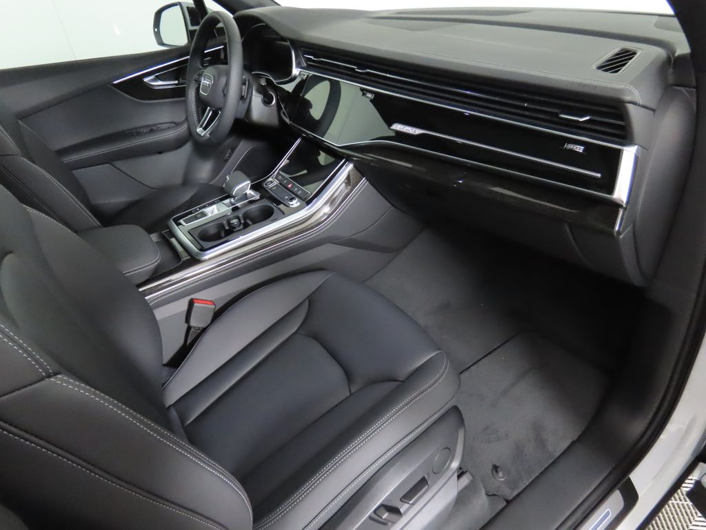 Thumbnail: 2025 Audi Q7 - 20