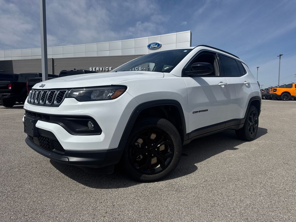Bright White Clearcoat 2024 Jeep Compass Latitude 4WD SUV / Crossover Four-Wheel Drive 8-Speed Automatic