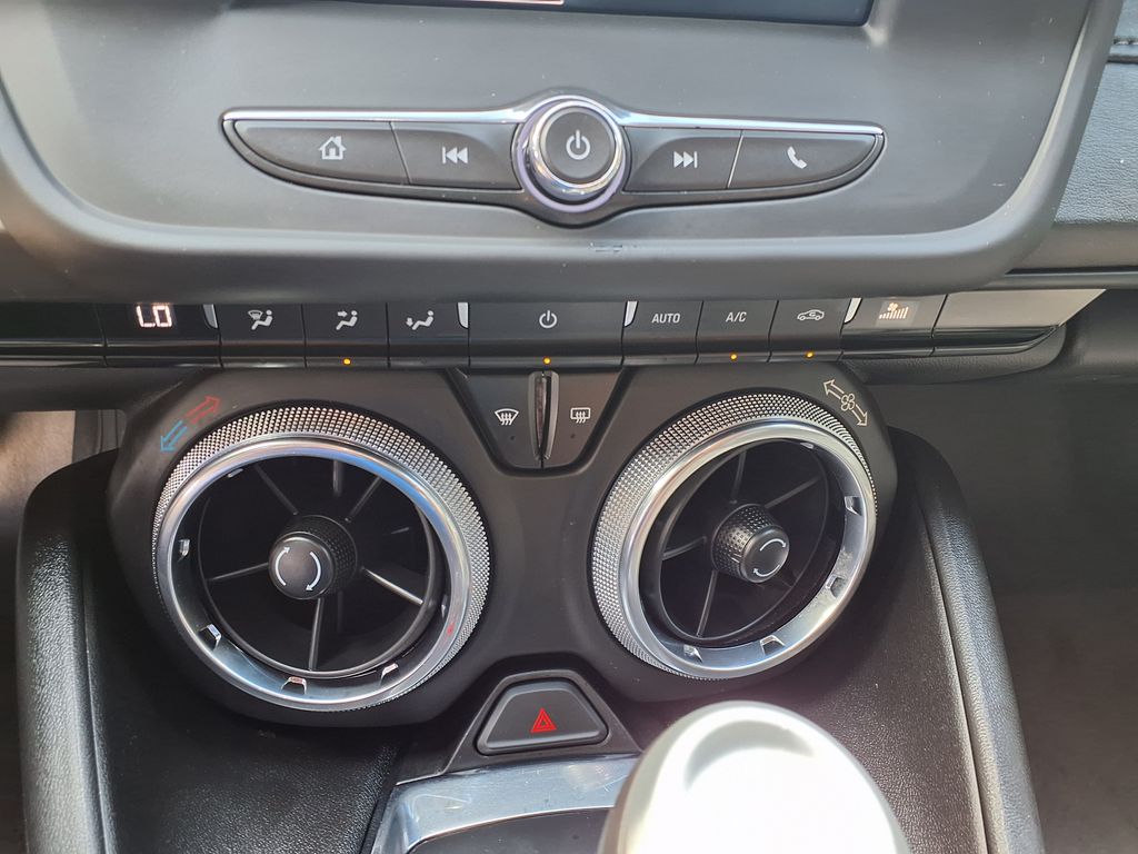 Used 2022 Black Chevrolet 1LT image 23