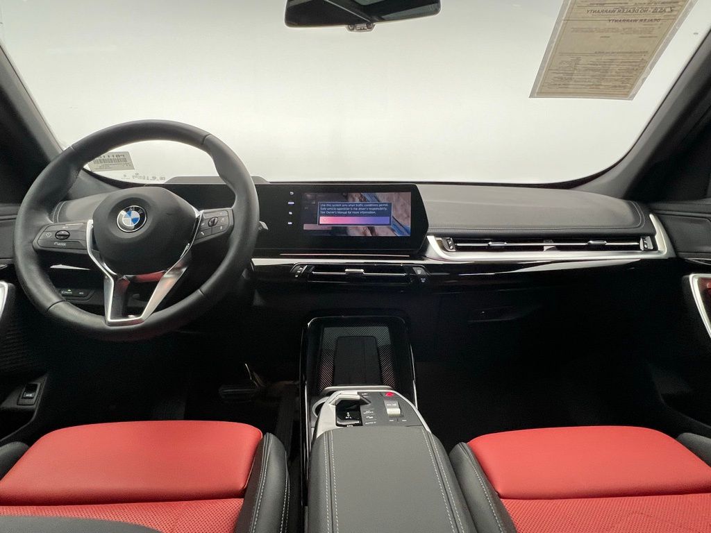 Thumbnail: 2025 BMW X1 - 10