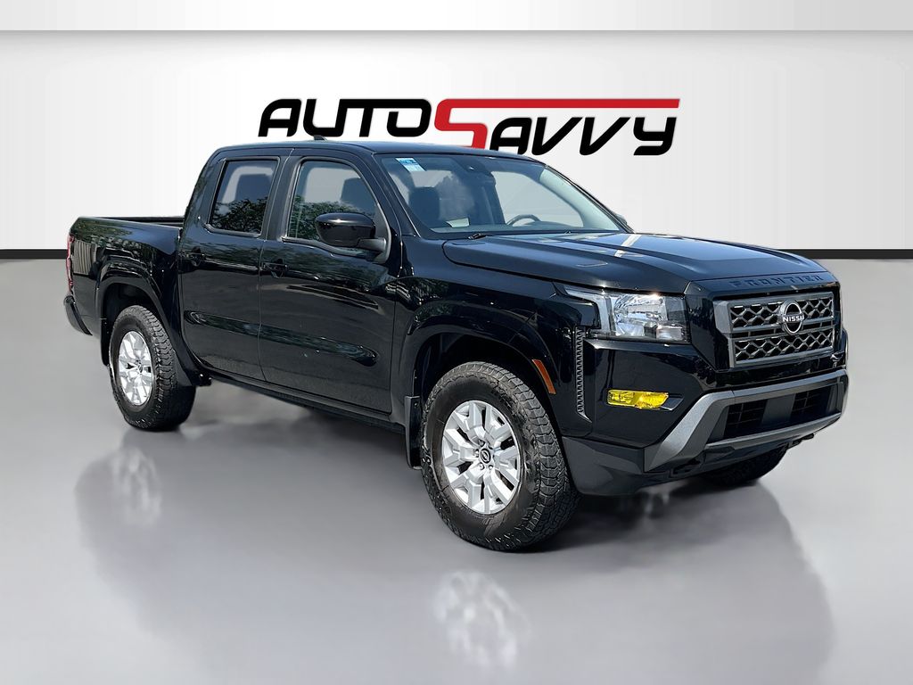 2022 Nissan Frontier SV Crew Cab 4X4 SWB's photo