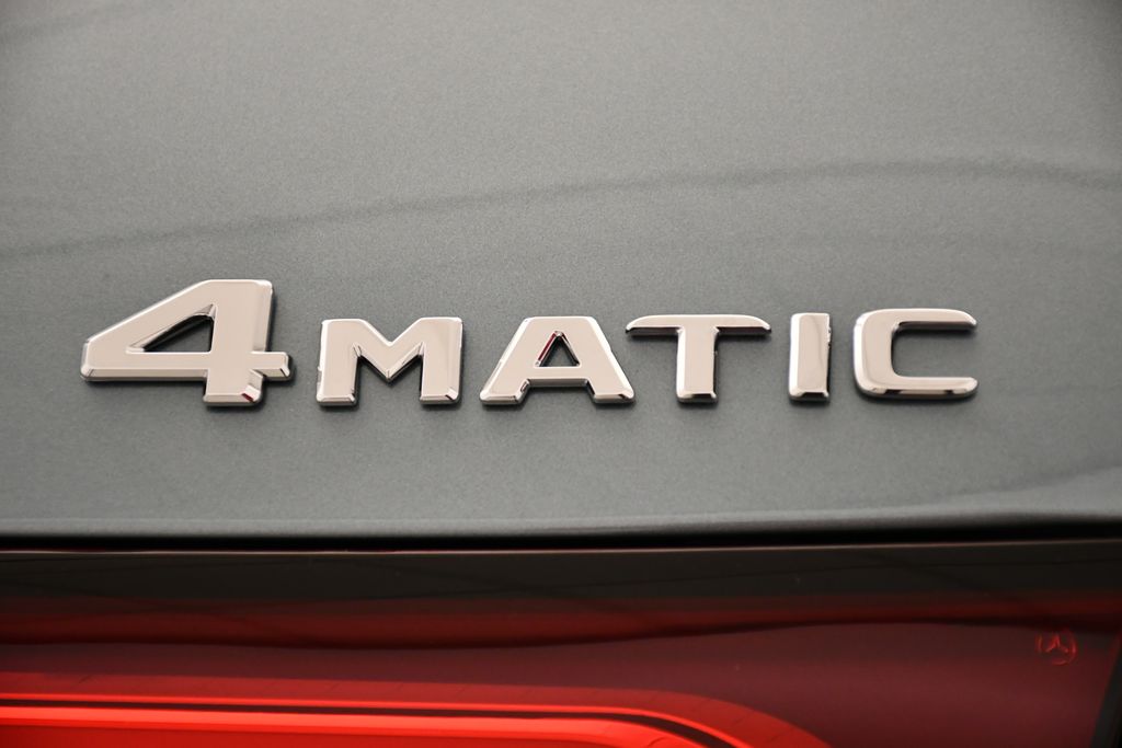 Thumbnail: 2026 Mercedes-Benz GLC - 10