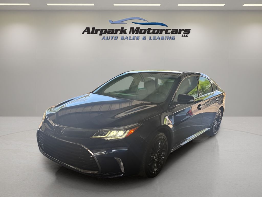 Pearl 2018 Toyota Avalon Sedan Front-Wheel Drive 6-Speed Automatic