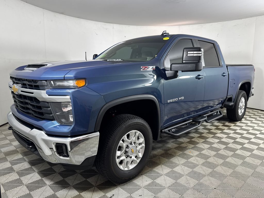 Used 2025 Blue Chevrolet LT image 10