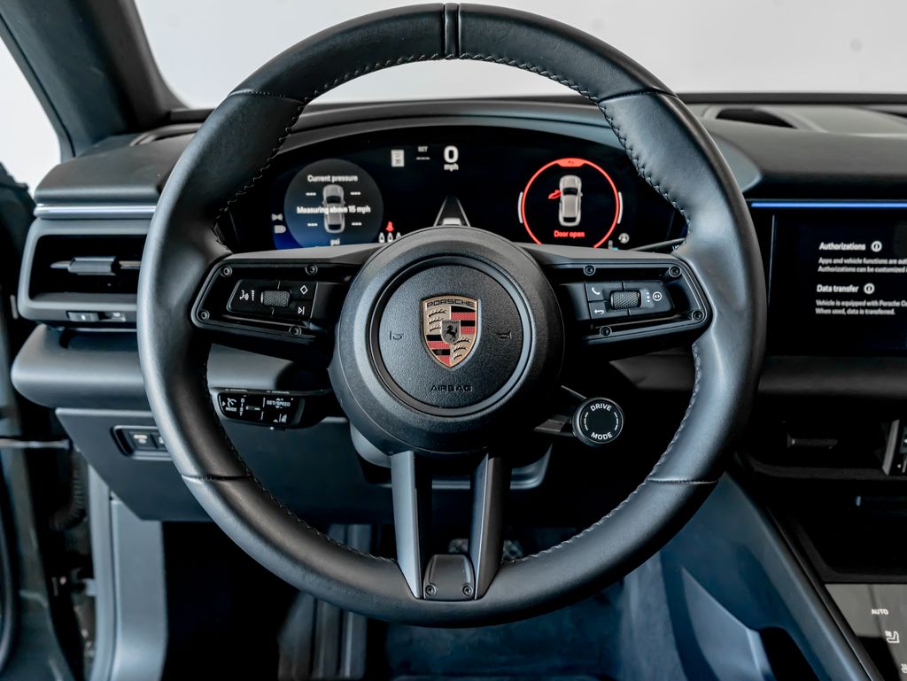 Certified Used 2024  Porsche 4 image 17