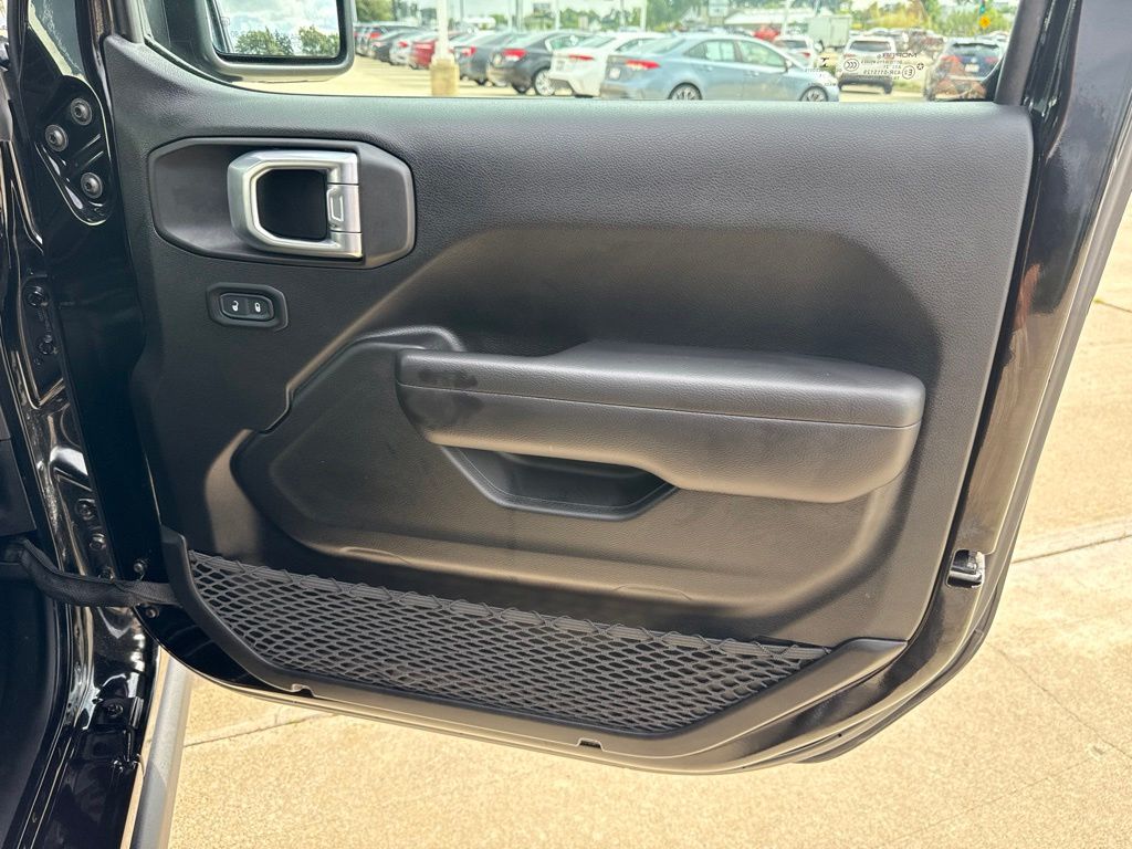 Used 2021 Jeep Gladiator Truck