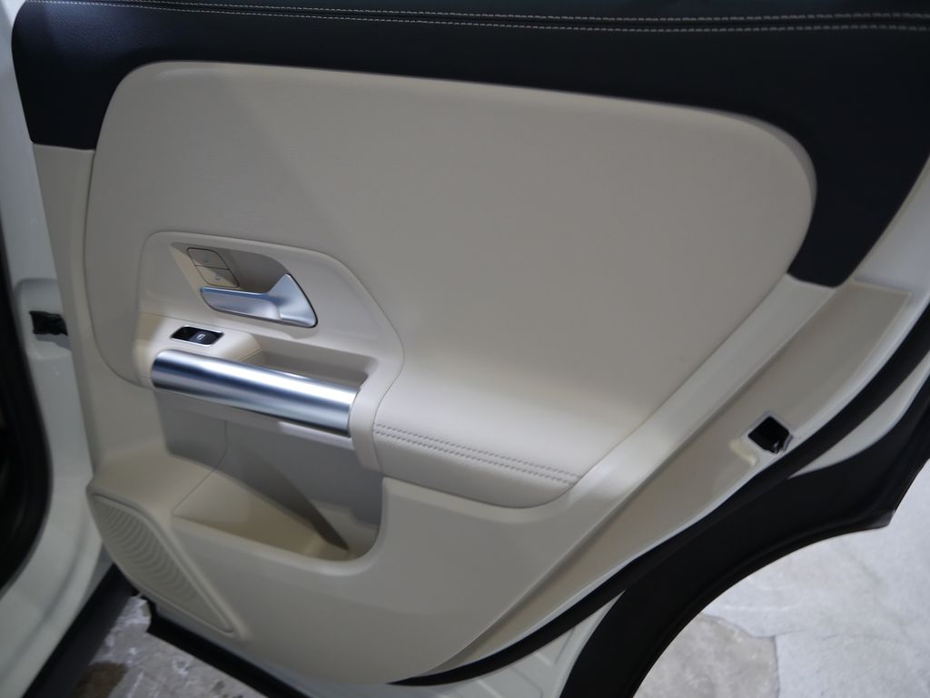 Thumbnail: 2026 Mercedes-Benz GLA - 30