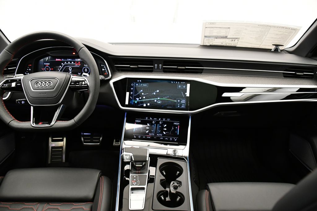 Thumbnail: 2026 Audi RS 6 - 17