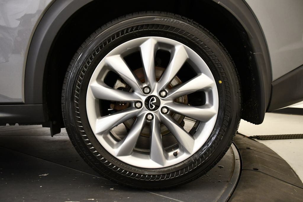 Thumbnail: 2021 INFINITI QX50 - 14