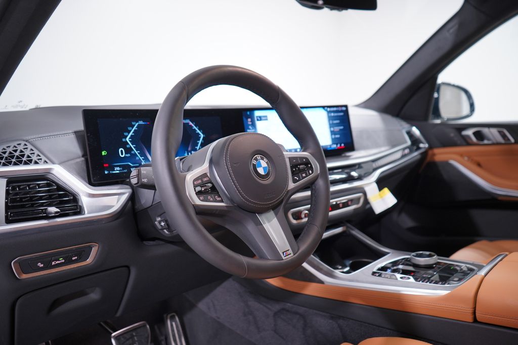 2024 BMW X7 xDrive40i 6