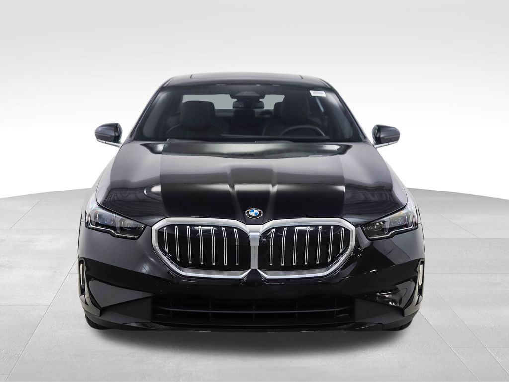 2026 BMW 5 Series 530i xDrive 8