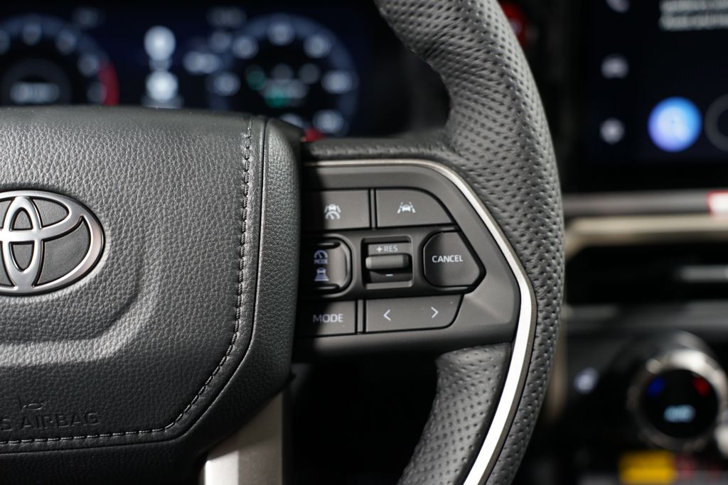2025 Toyota Tacoma TRD Sport 14