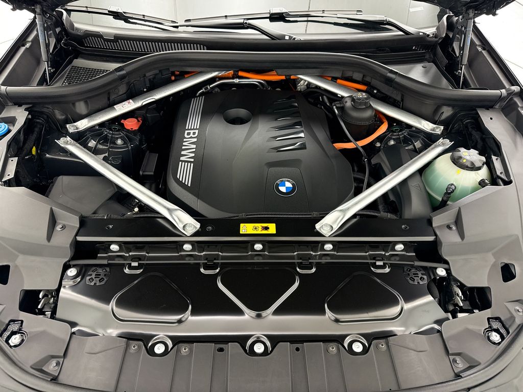 Thumbnail: 2026 BMW X5 - 28