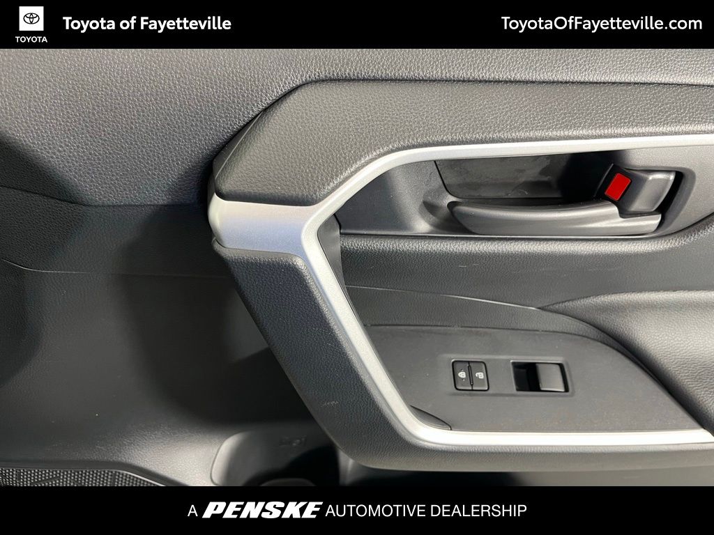 Thumbnail: 2025 Toyota RAV4 - 20