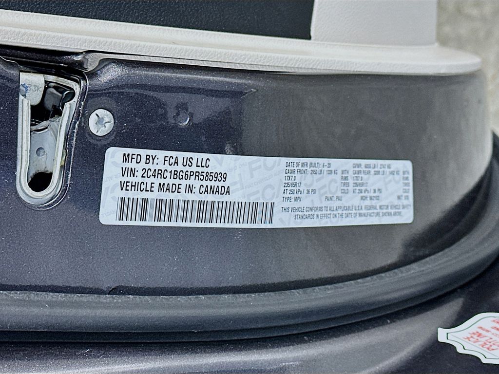 ChryslerPacifica34