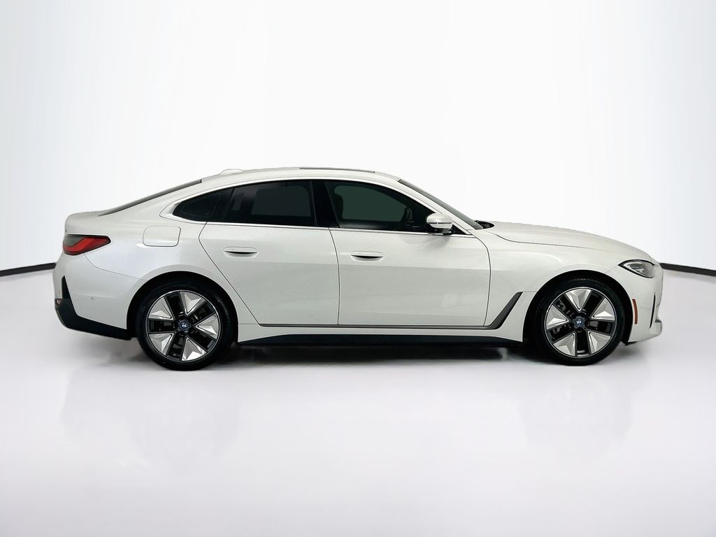Thumbnail: 2023 BMW i4 - 4