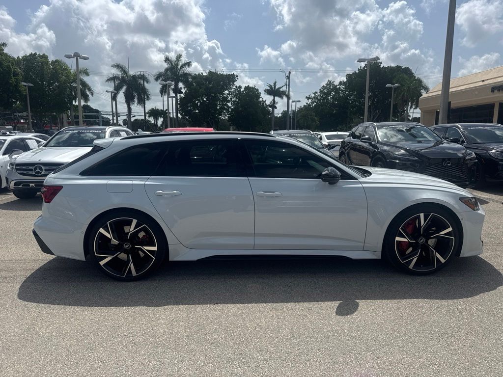 Used 2022 White Audi 4.2 image 3
