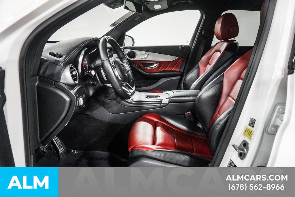 Used 2022 White Mercedes-Benz GLC 300 image 13