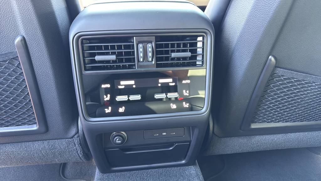 2024 Porsche Cayenne