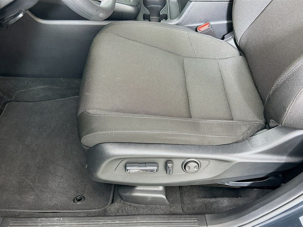 2024 Honda CR-V EX 19
