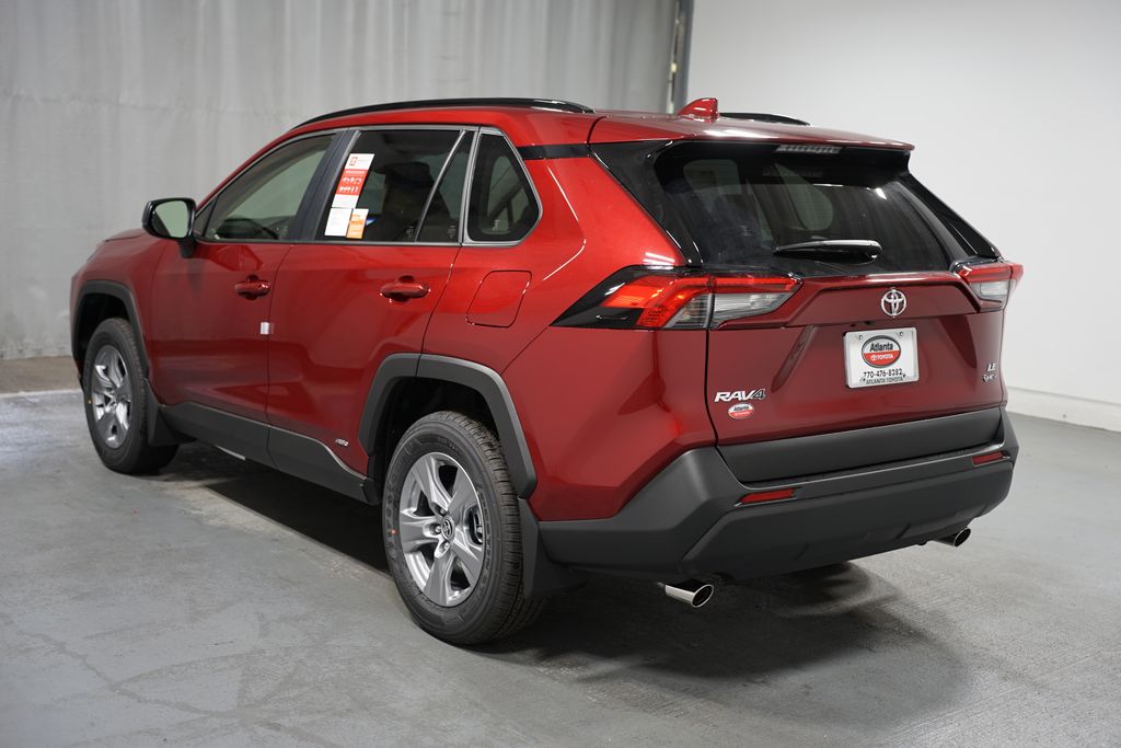 2025 Toyota RAV4 LE 6