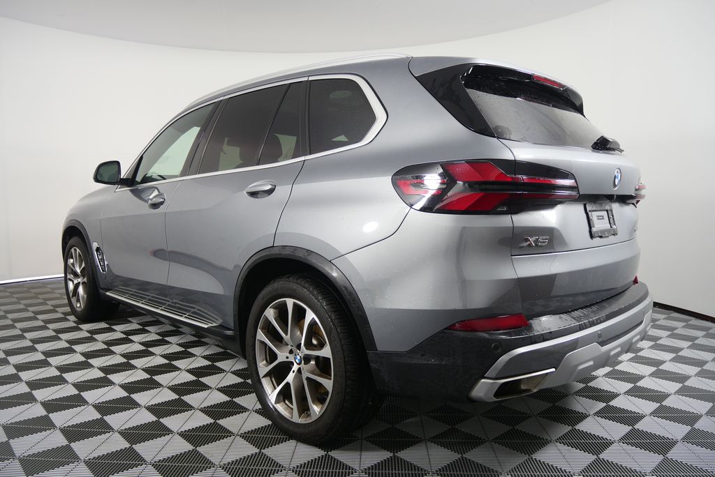 Thumbnail: 2025 BMW X5 - 5