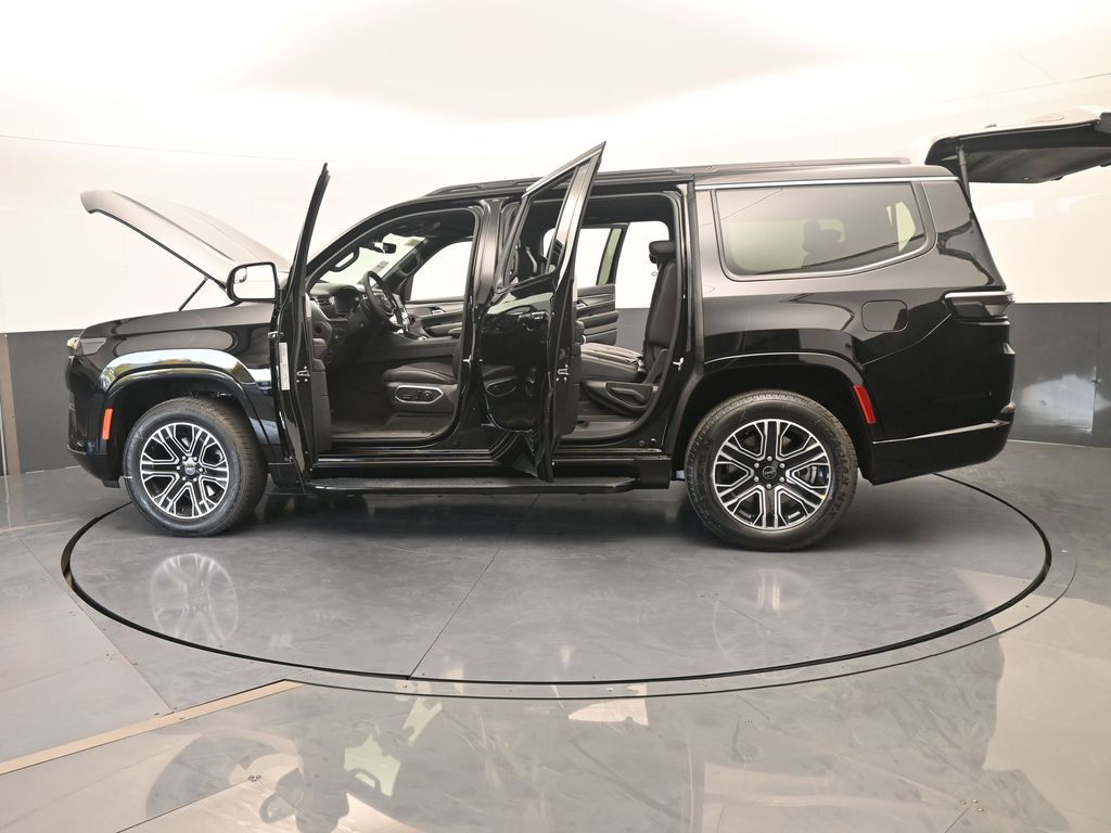 New 2026 High Gloss Black Jeep  image 37