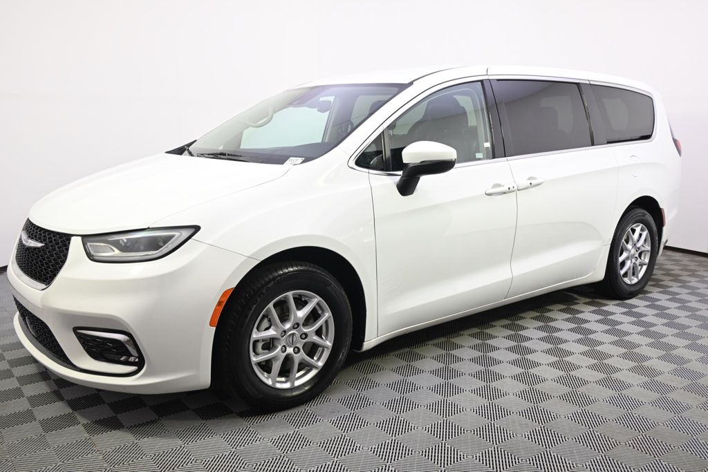 Certified 2023 Chrysler Pacifica Touring L with VIN 2C4RC1BG7PR534787 for sale in Forest Lake, Minnesota