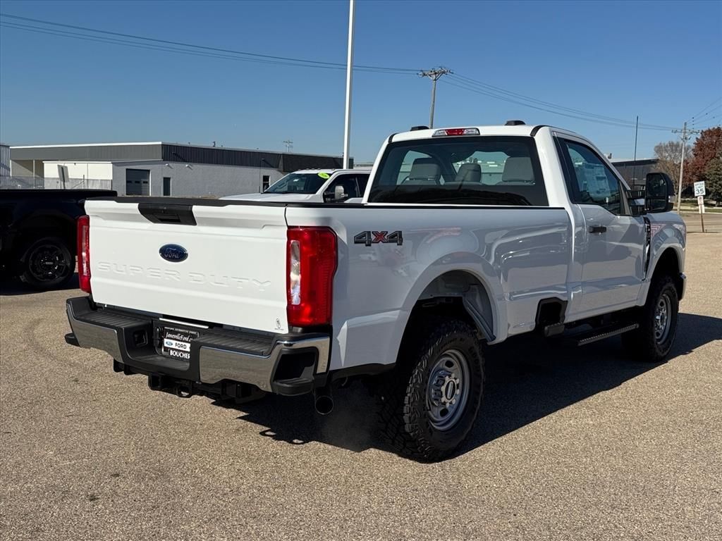 New 2026 Oxford White Ford XL image 5