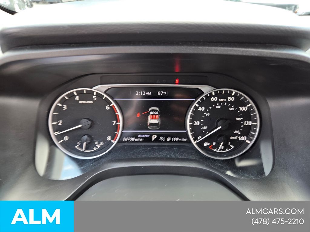 Used 2025 Silver Nissan SV image 27