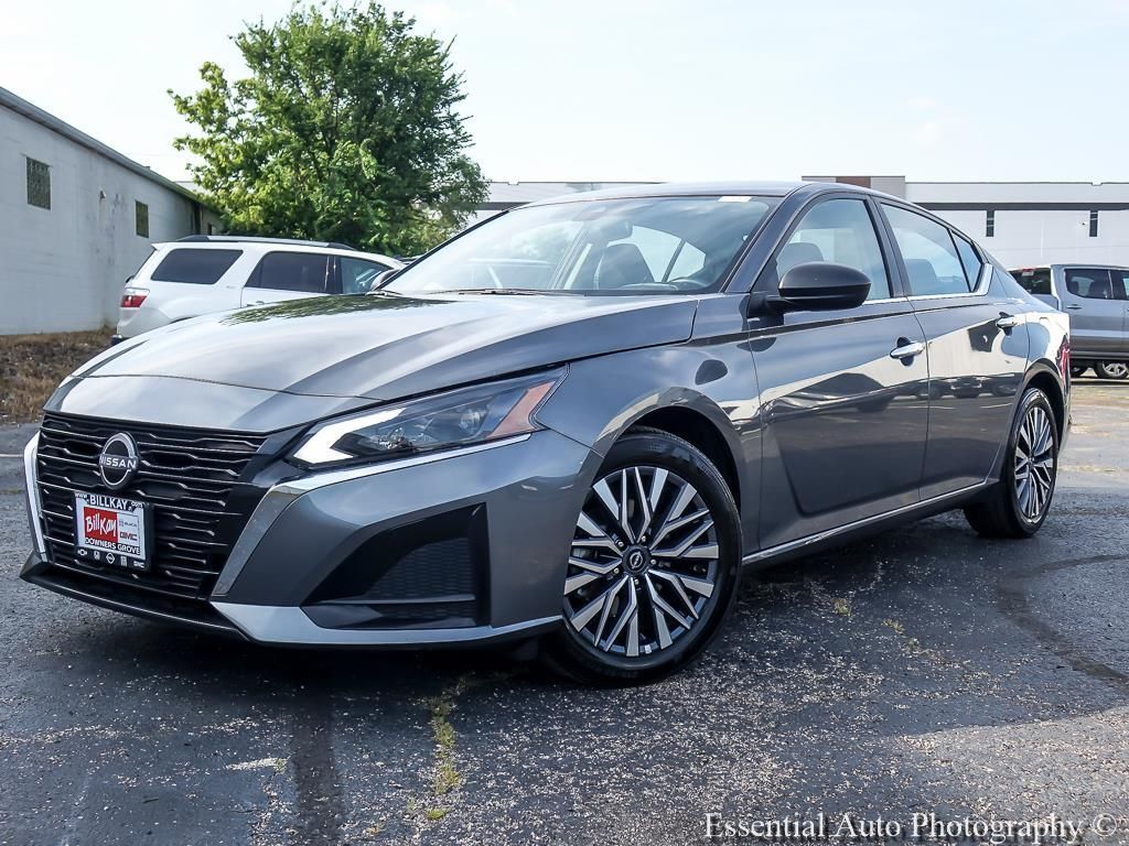 Gray (Gun Metallic) 2025 Nissan Altima Sedan Front-Wheel Drive Continuously Variable Transmission