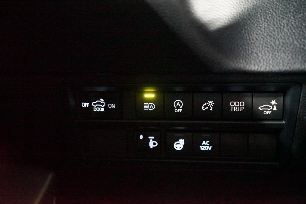 Thumbnail: 2026 Toyota Tundra - 25