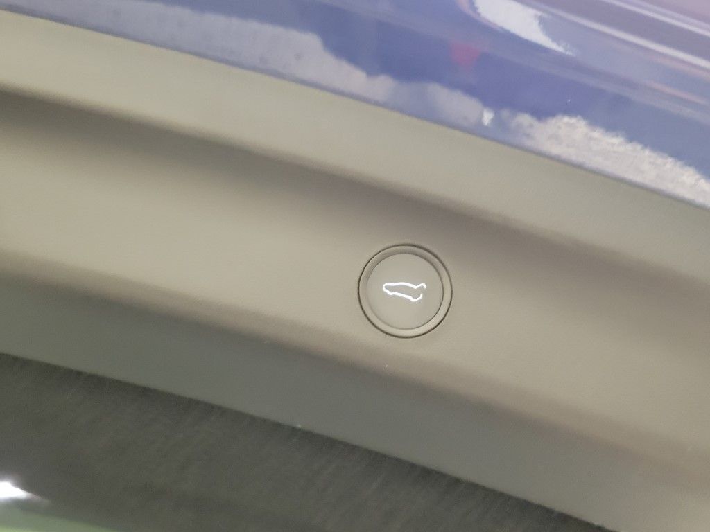 Thumbnail: 2022 Tesla Model Y - 10