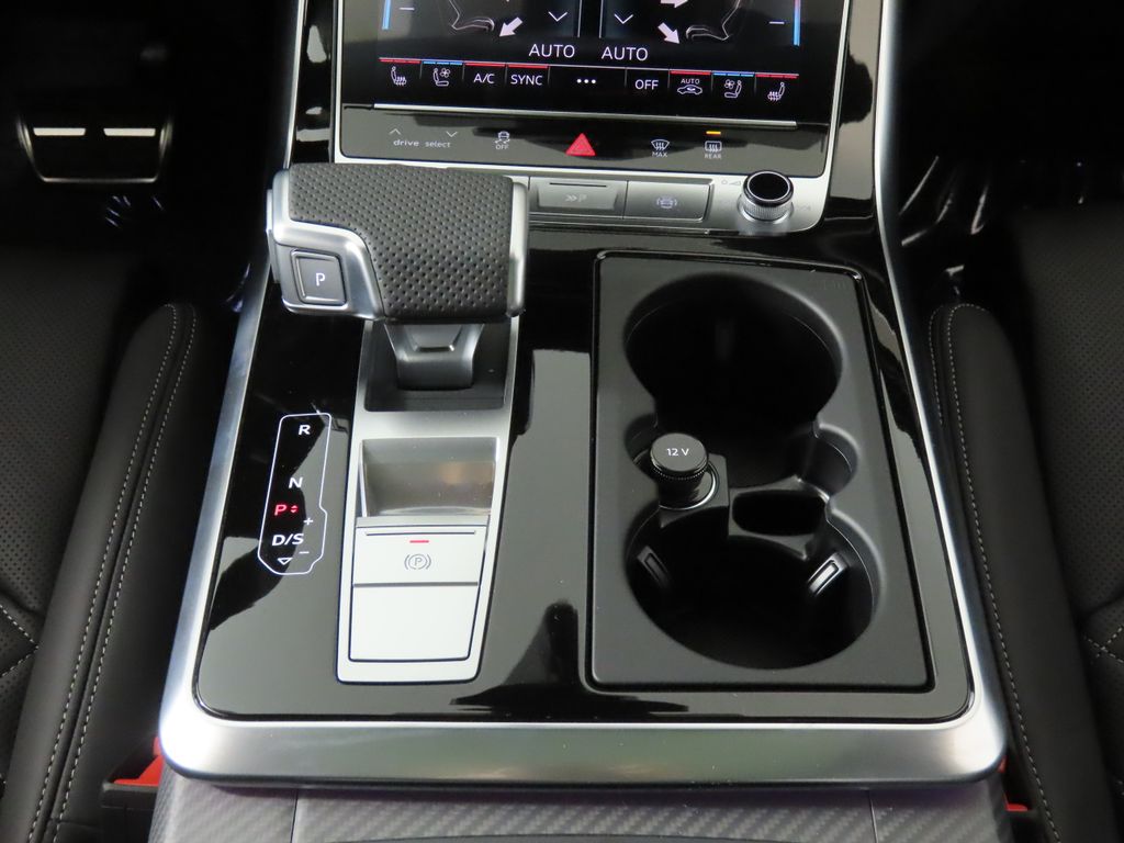 Thumbnail: 2026 Audi SQ7 - 19