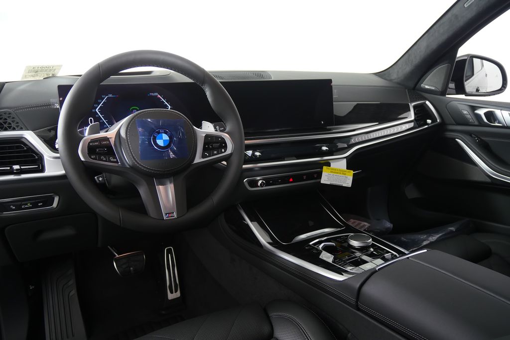 Thumbnail: 2026 BMW X7 - 20