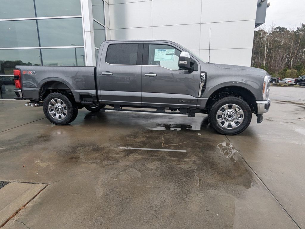 2025 Ford F-250 Super Duty Lariat