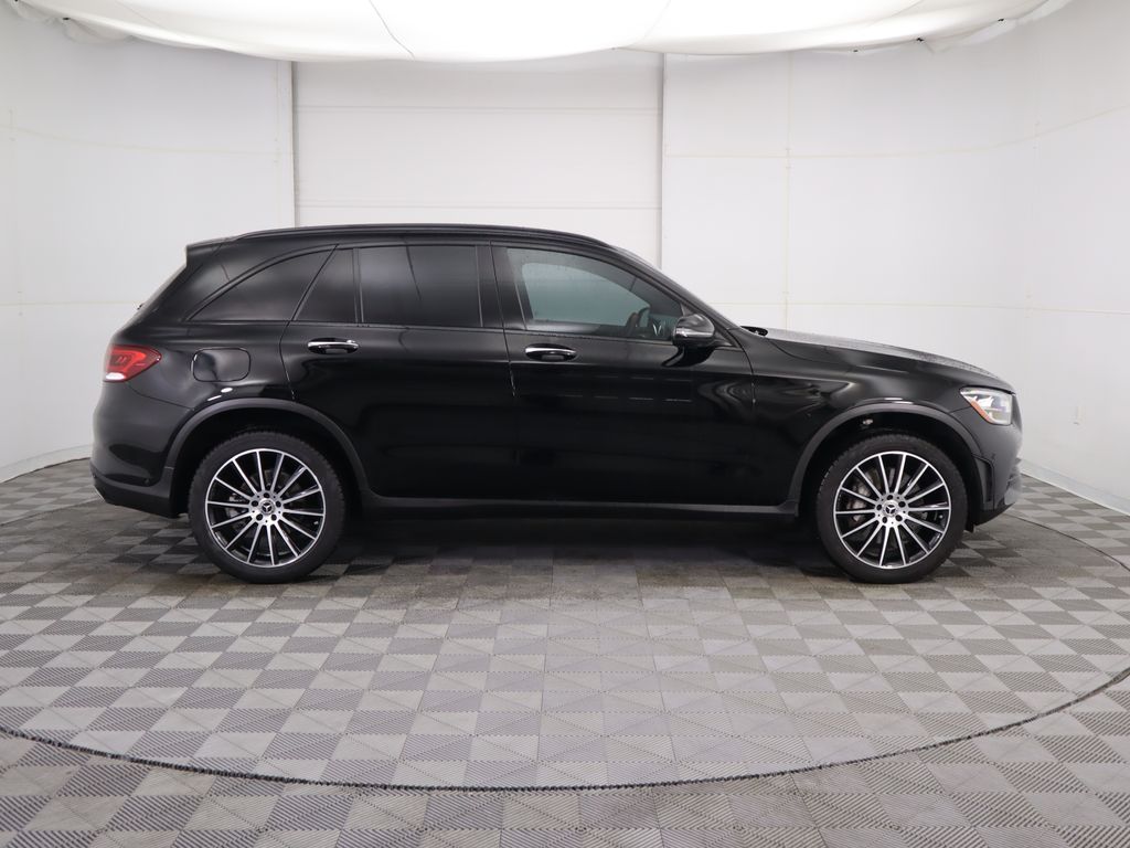 Thumbnail: 2022 Mercedes-Benz GLC - 4